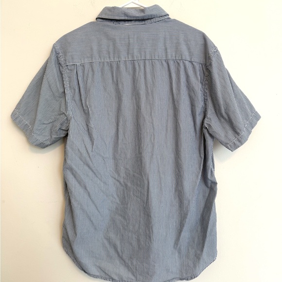 2/$15 Old Navy Blue & White Stripe Short Sleeve Button Down Shirt | Men’s L - Picture 9 of 9